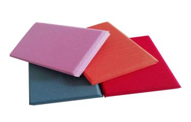 Paggamit ng sound-absorbing board materials sa mga meeting room